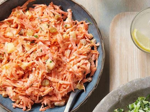 Салата од купуса са шаргарепом и ананасом (бр. 13)