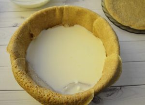 Палачинка торта са малинама