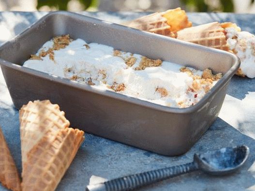 Сладолед са медом, кикирики путер и чили без сладоледа