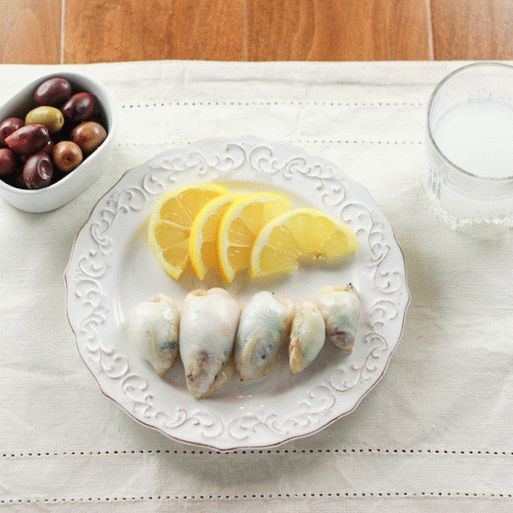 Фото пуњене лигње од риже (Каламаракиа хемиста)