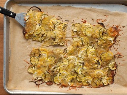 Фотографија Гратина из кромпира, тиквица и жутих тиквица