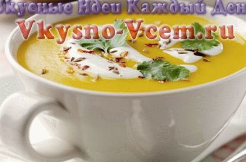 Летња супа од сока од јабуке са шлагом