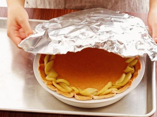 Пеците пита од бундеве од јабуке Пеците пита од бундеве од јабуке