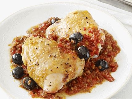 Фото пилећа бедра са ловачким сосом