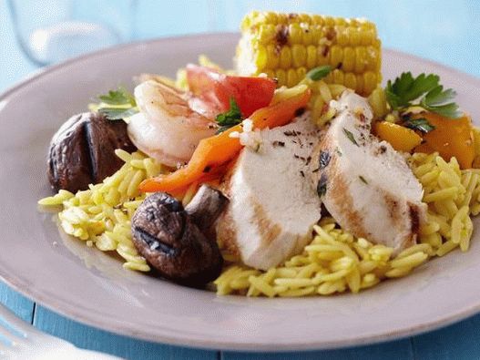 Пилетина на жару са козицама, кукурузом и шафраном орзо тестенином