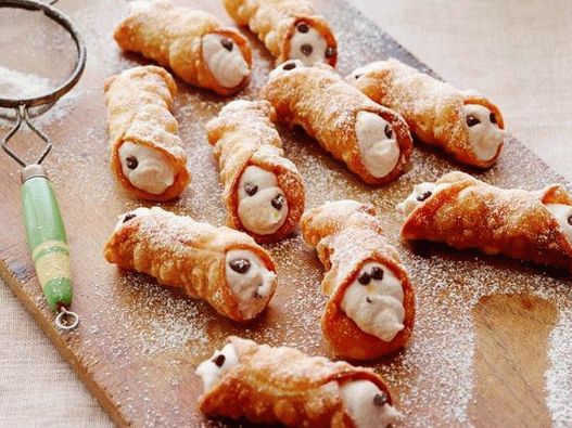„Цанноли