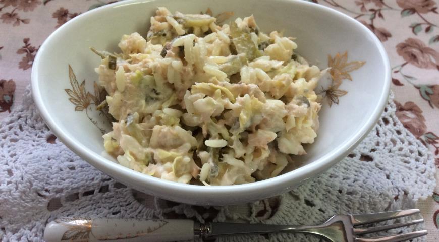 Салата с рибом
