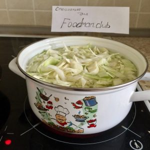 Вегетаријанска супа од купуса