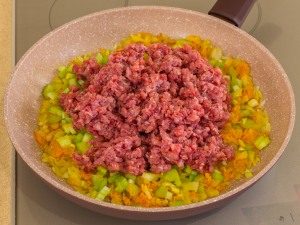 Умак од белог лука Болоњезе