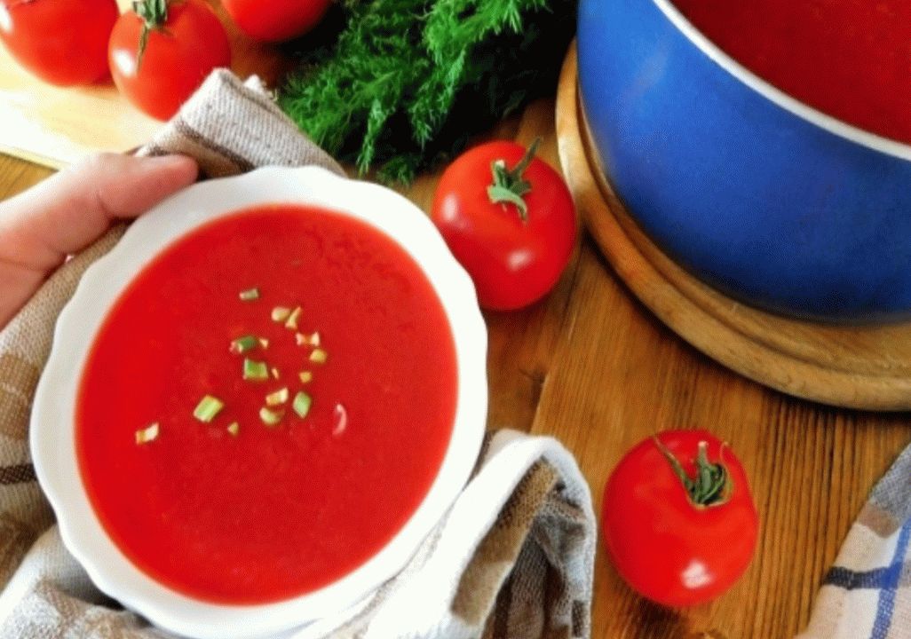 Парадајз супа од цвекле