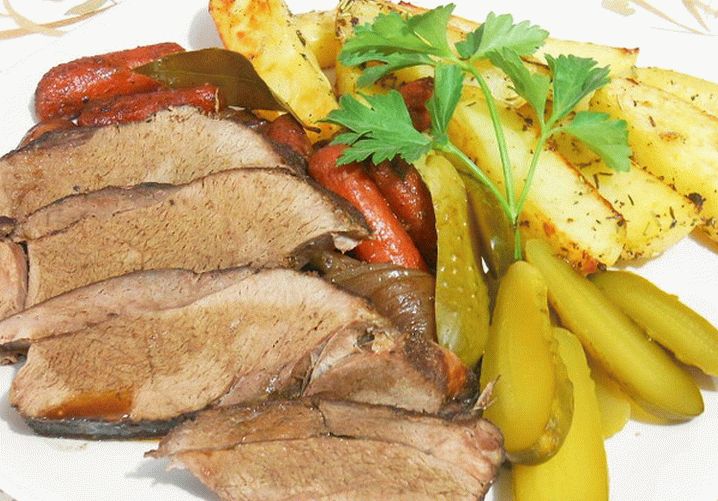 Похана дивља свиња са поврћем