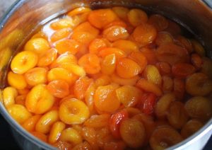 Цхеесецаке са сухим марелицама